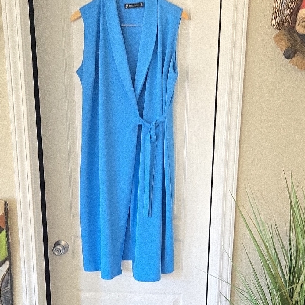 New York & Company Sky Blue Sleeveless Midi Dress